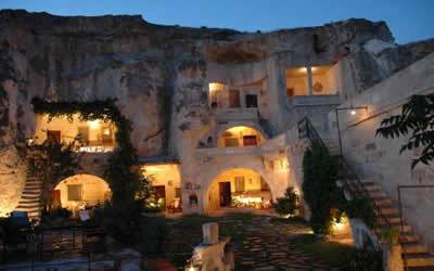 Dünyanın en popüler mağara otelleri